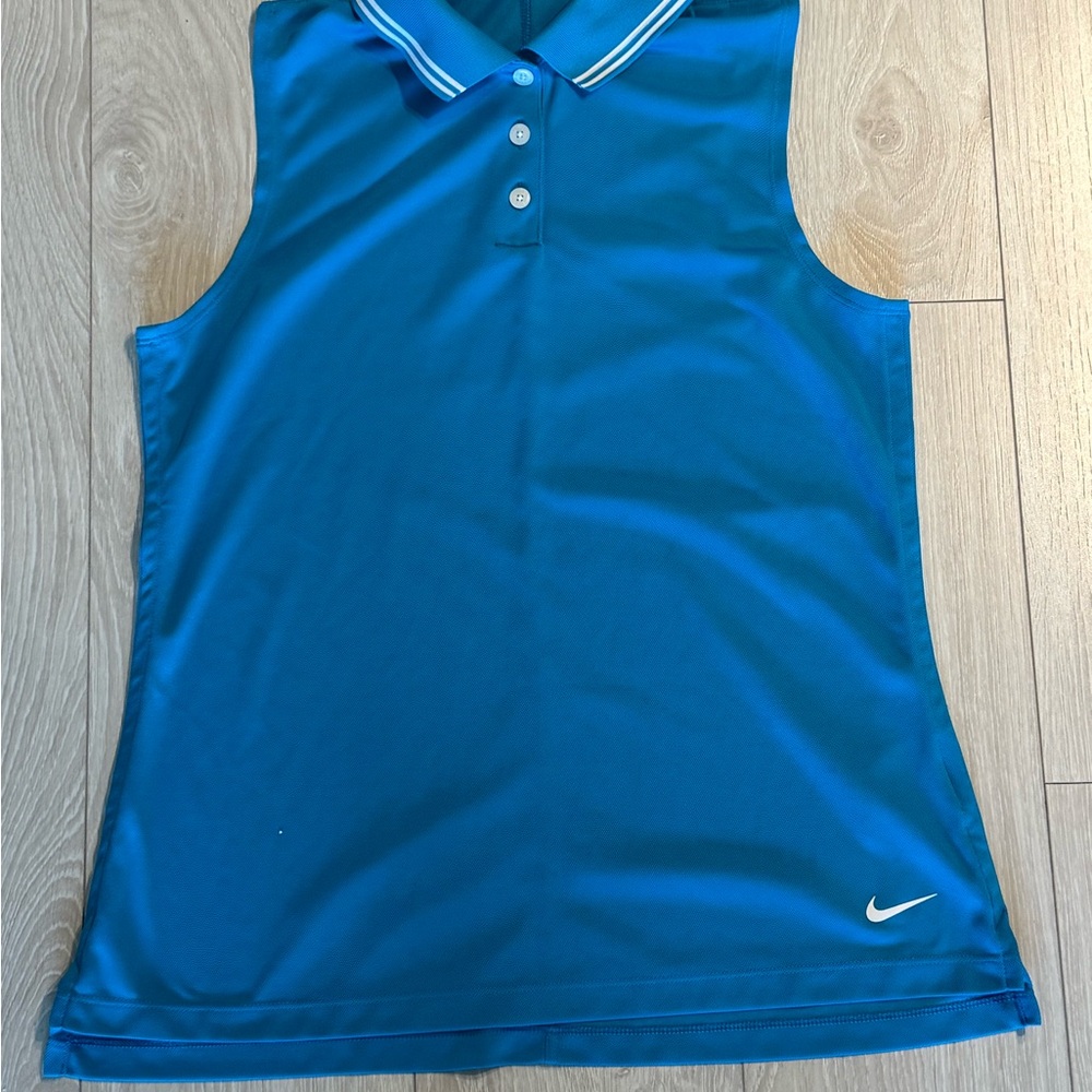 Sleeveless Nike Top